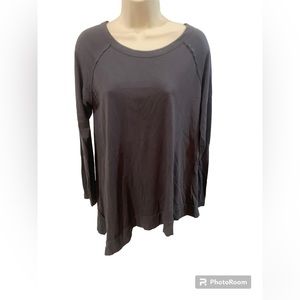 Life Clothing‎ Co Women’s Gray Long Sleeve Top Scoop Neck Possible Sz Large